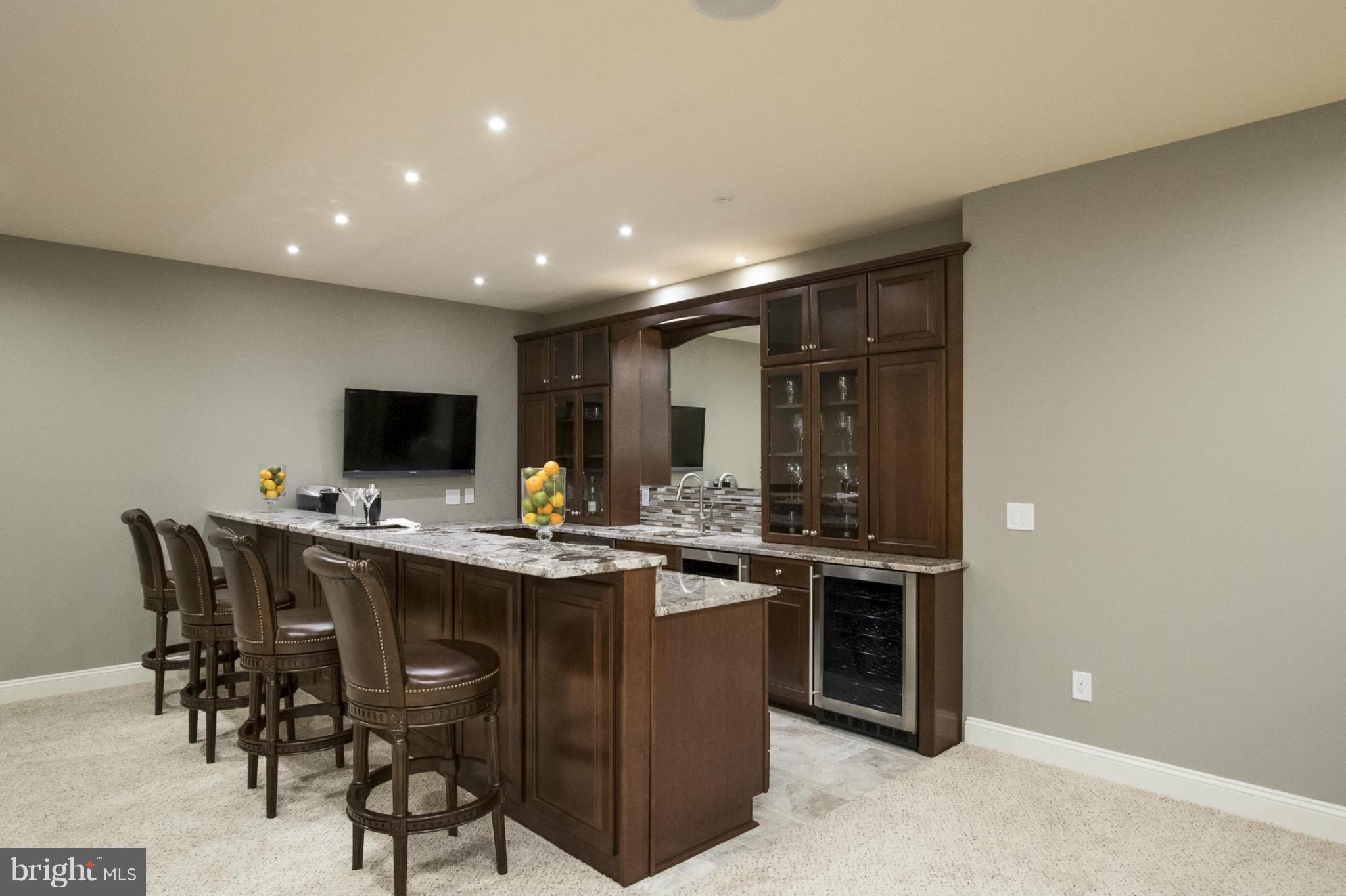 CEDAR CREST - Residential