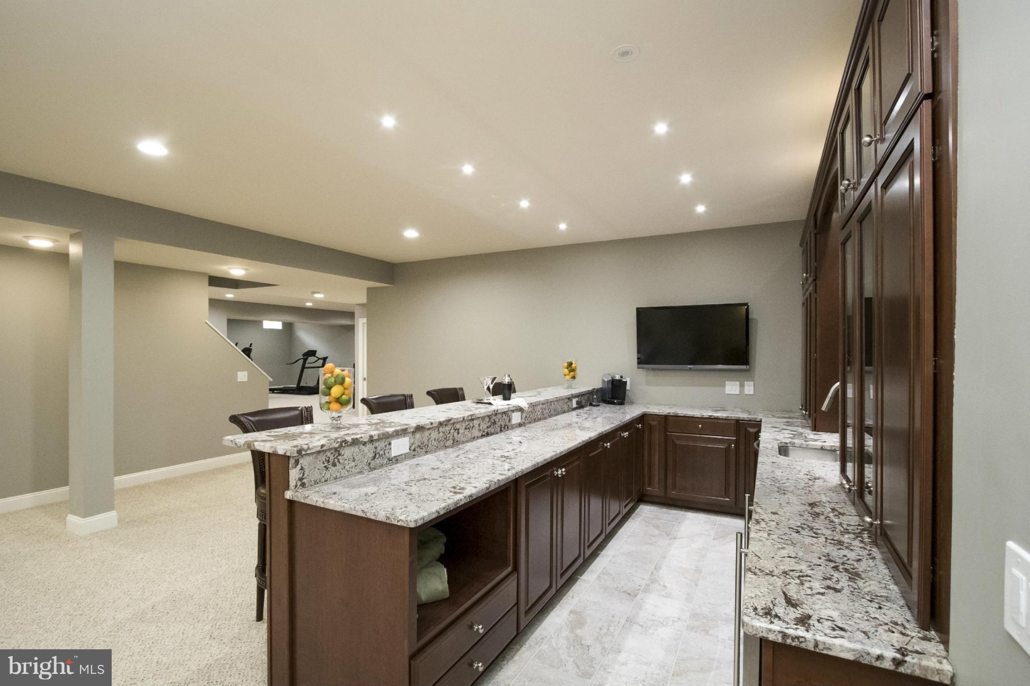 CEDAR CREST - Residential