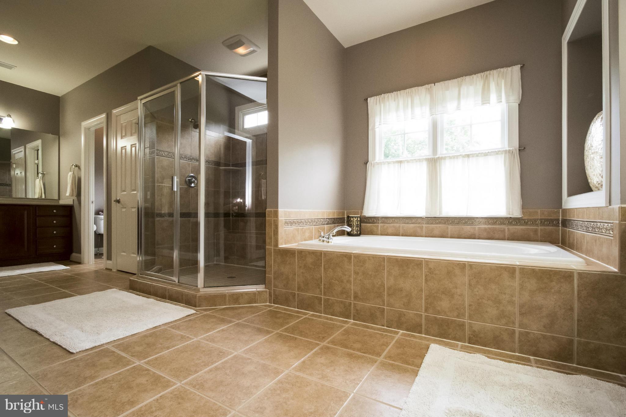 CEDAR CREST - Residential