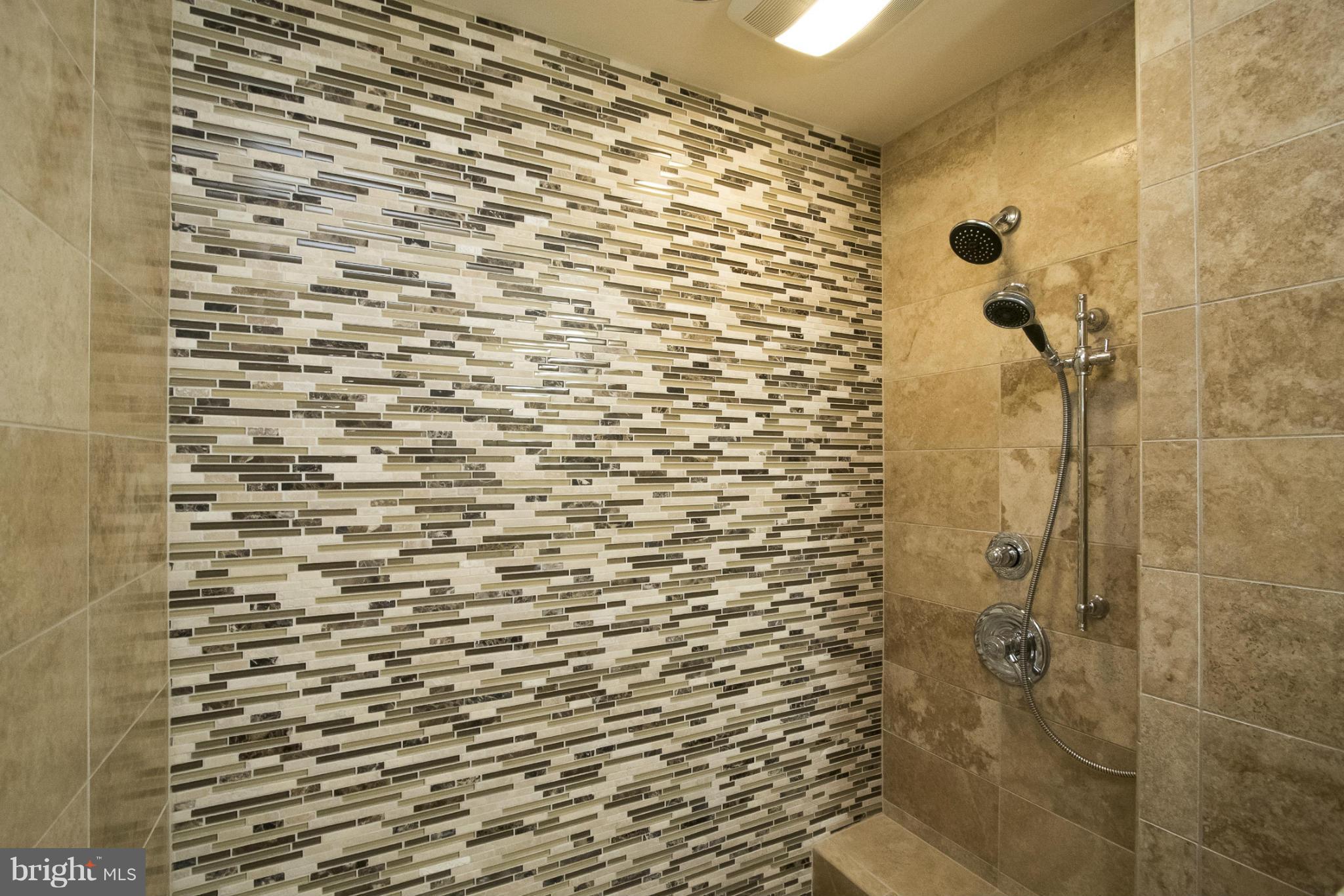 CEDAR CREST - Residential