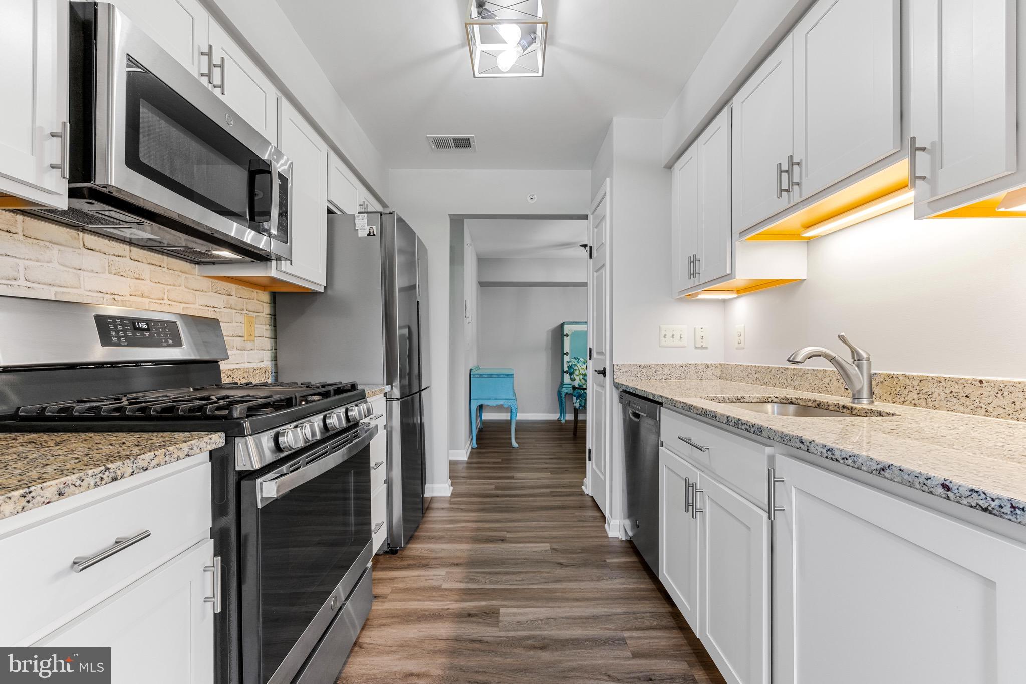 WESTWOOD PARK - Residential