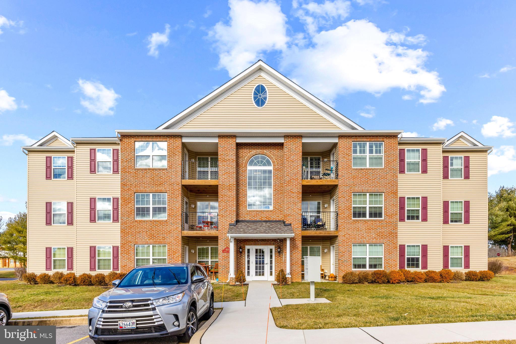 WESTWOOD PARK - Residential