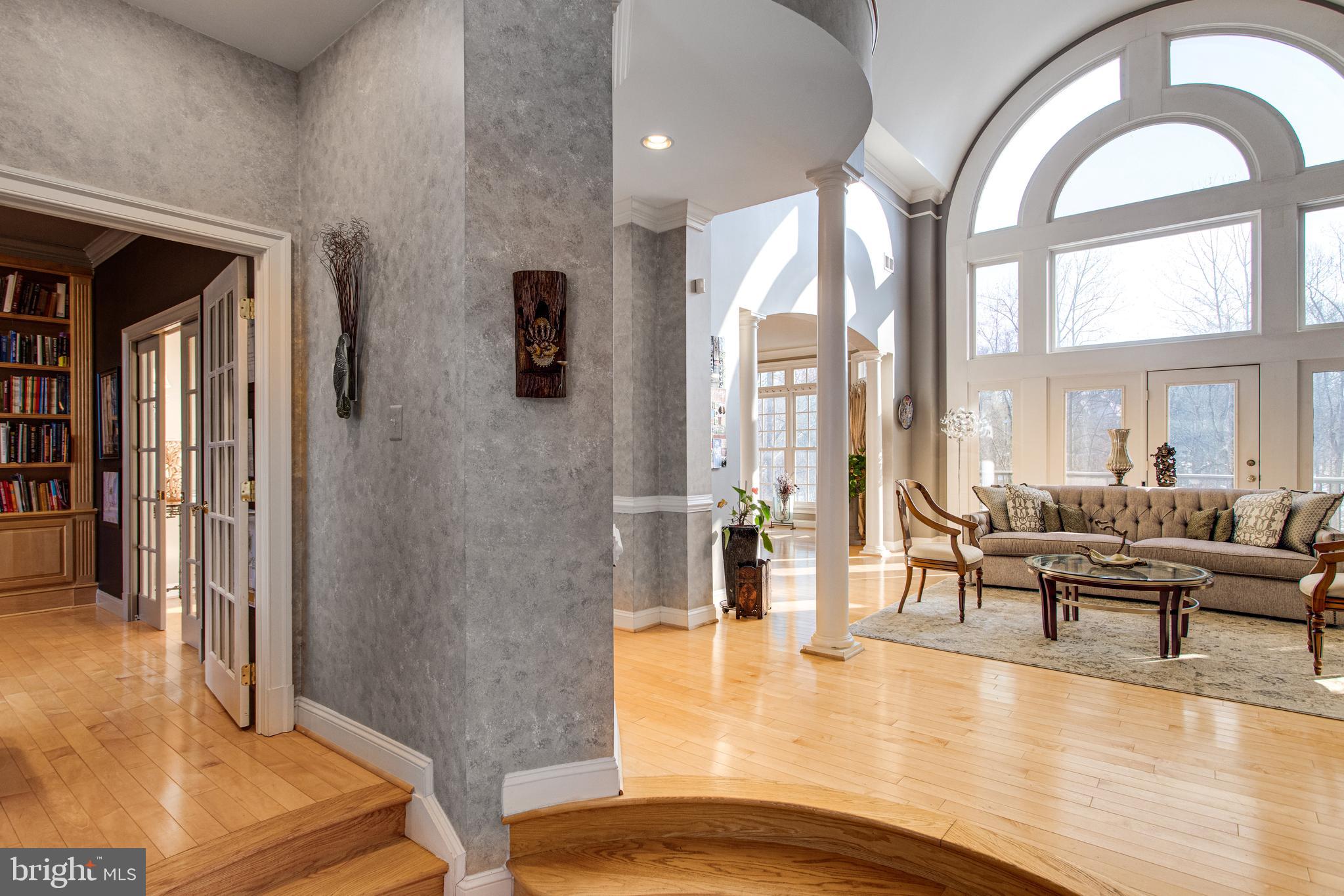891 CHINQUAPIN ROAD