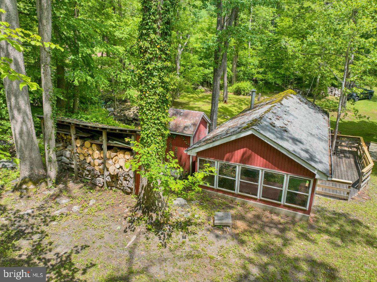 1552 HUFFS CHURCH ROAD