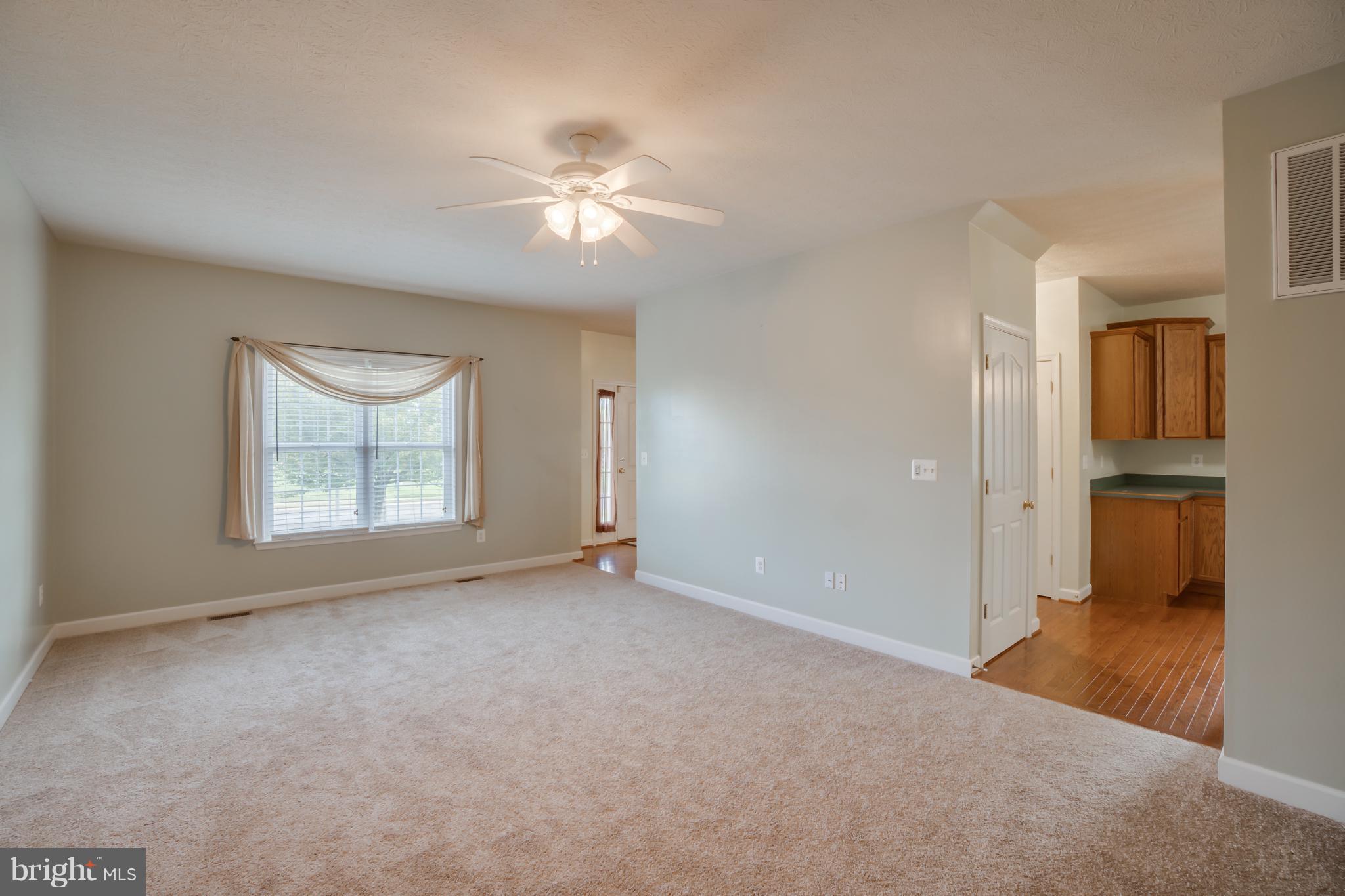 COVENTRY CREEK - Residential