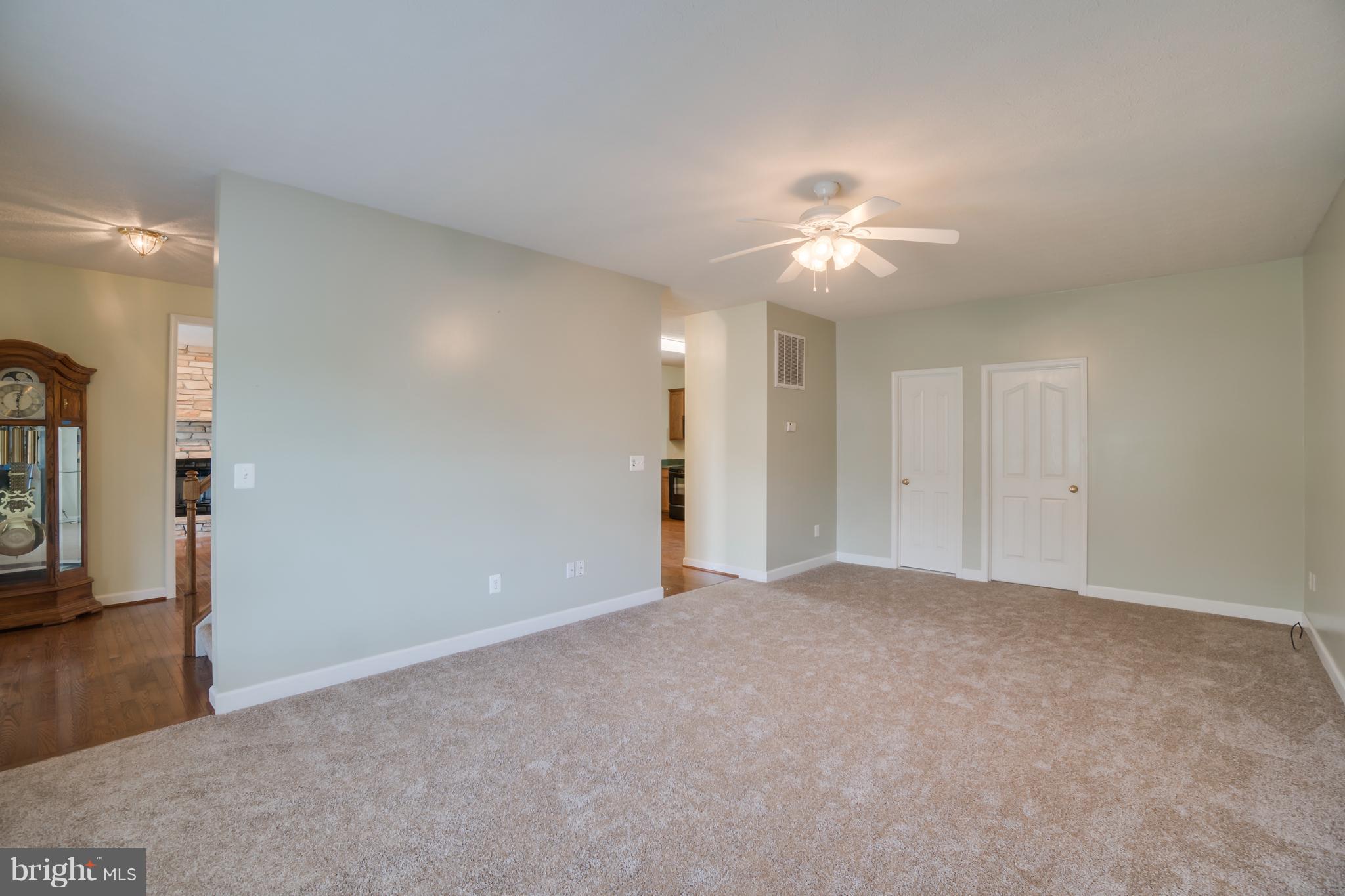 COVENTRY CREEK - Residential