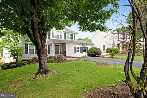 9618 Clover Hill Road, Manassas, VA MLS: VAMN2008194