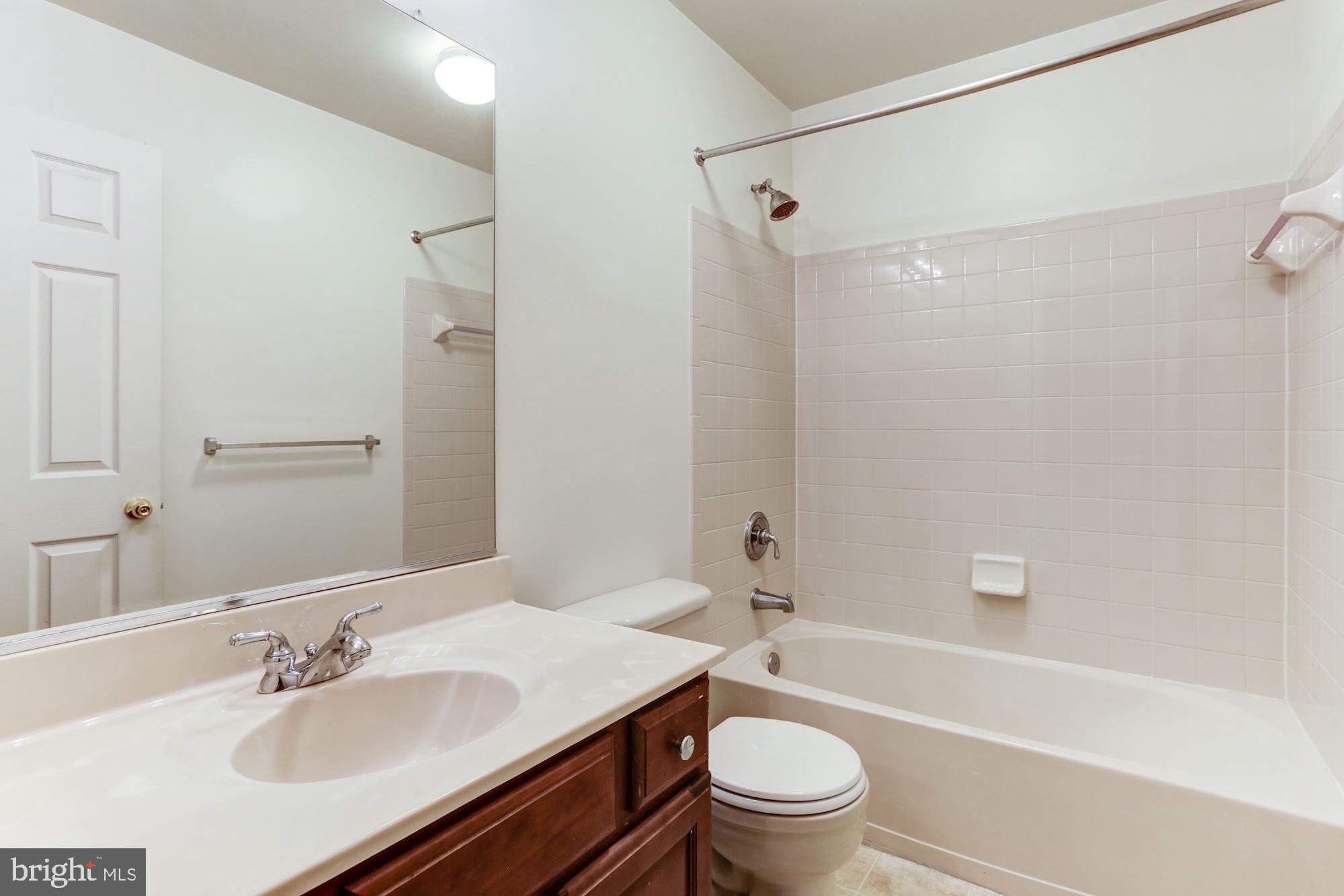 WATERS EDGE - Residential Lease