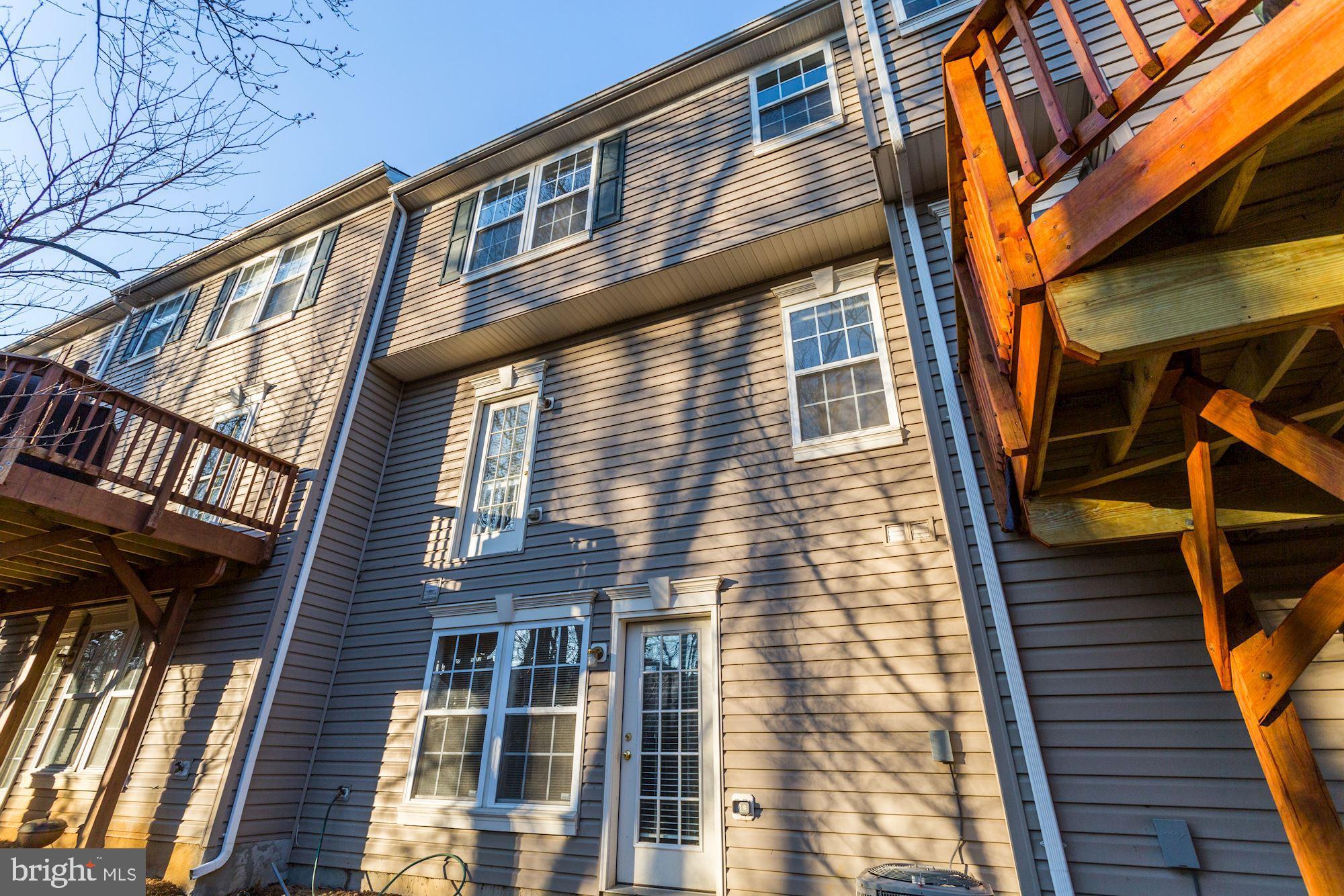 WATERS EDGE - Residential Lease