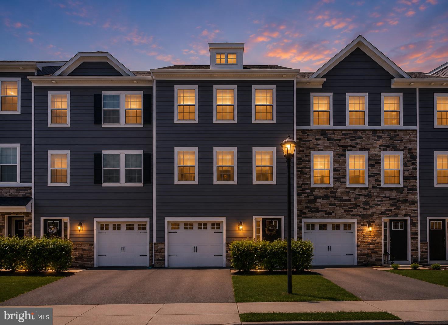 5 VENICE LANE