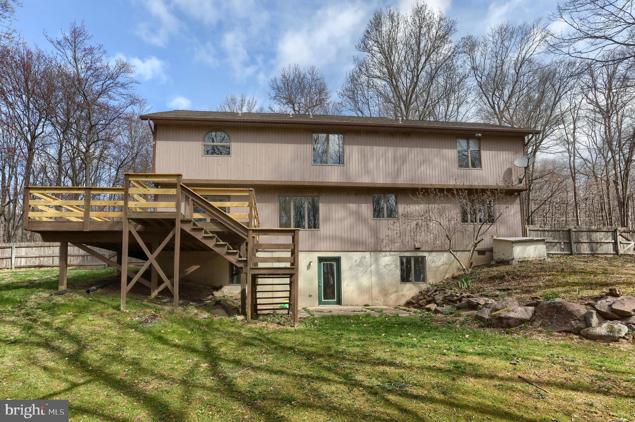 SPRINGHILL ACRES - Residential