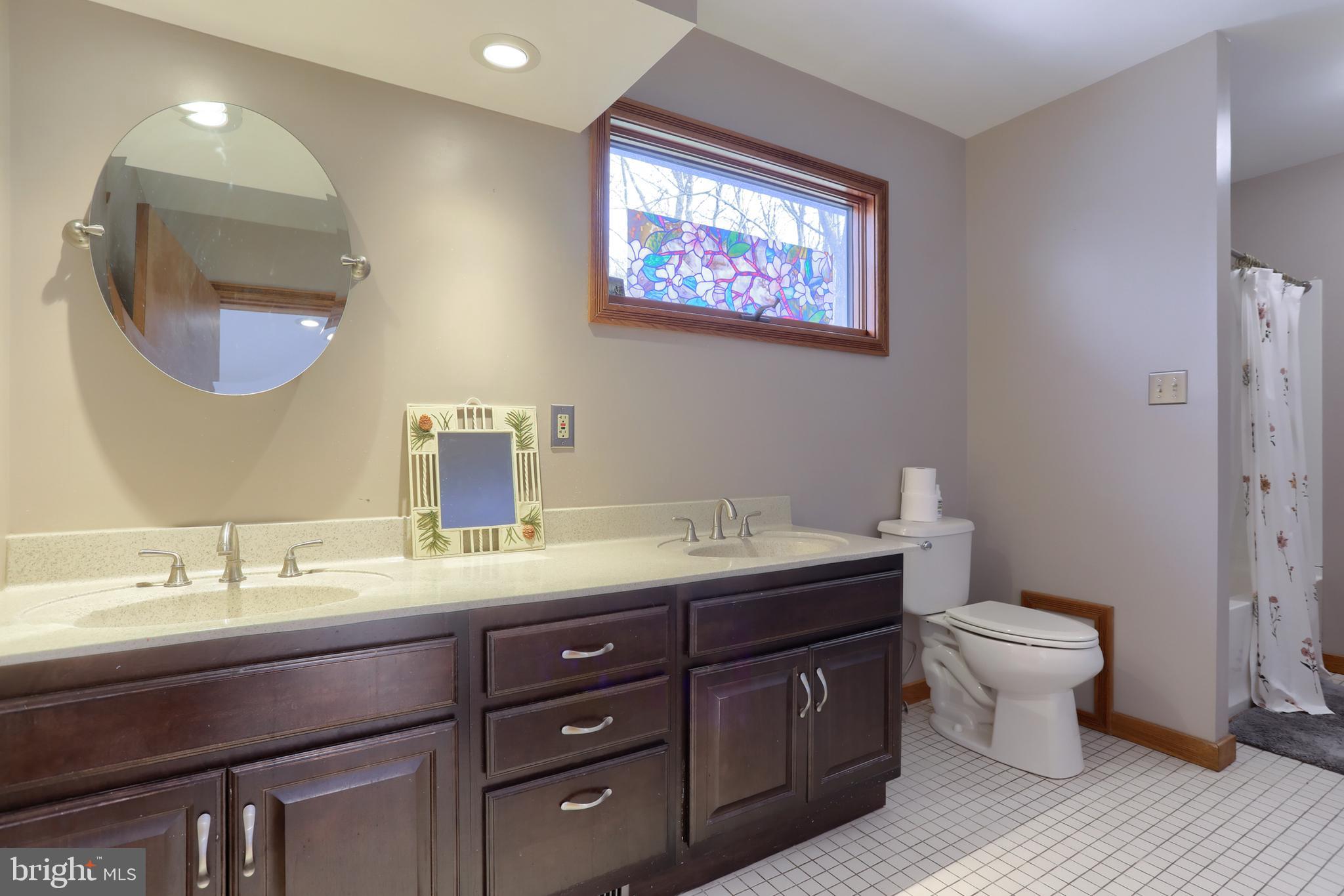 SPRINGHILL ACRES - Residential