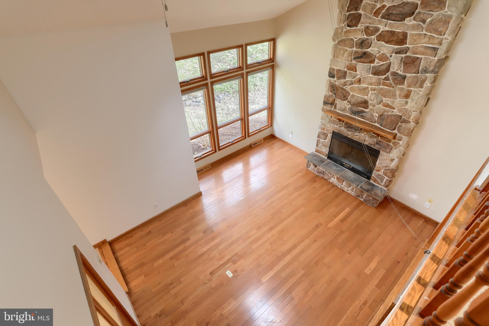 SPRINGHILL ACRES - Residential