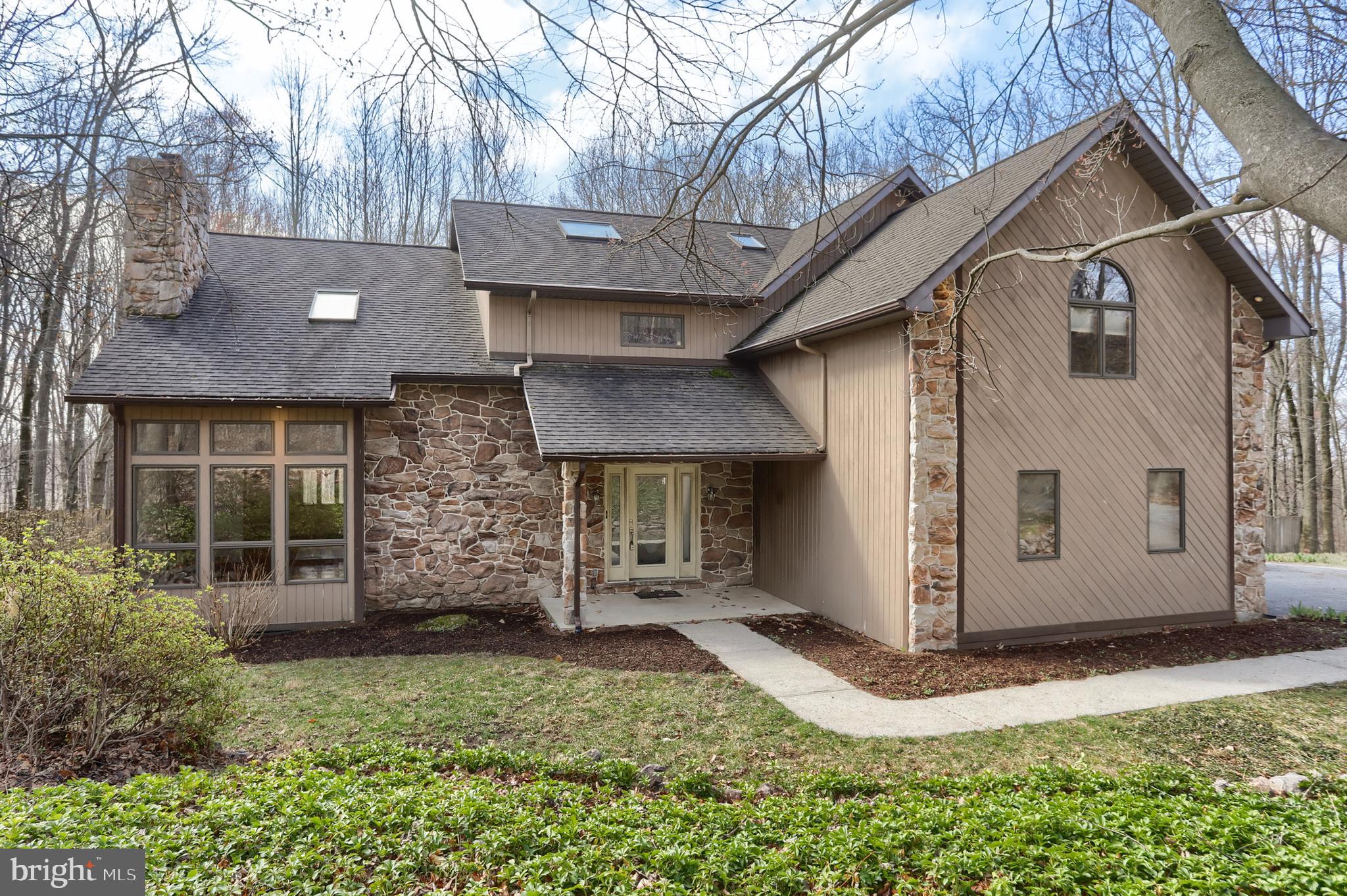 SPRINGHILL ACRES - Residential