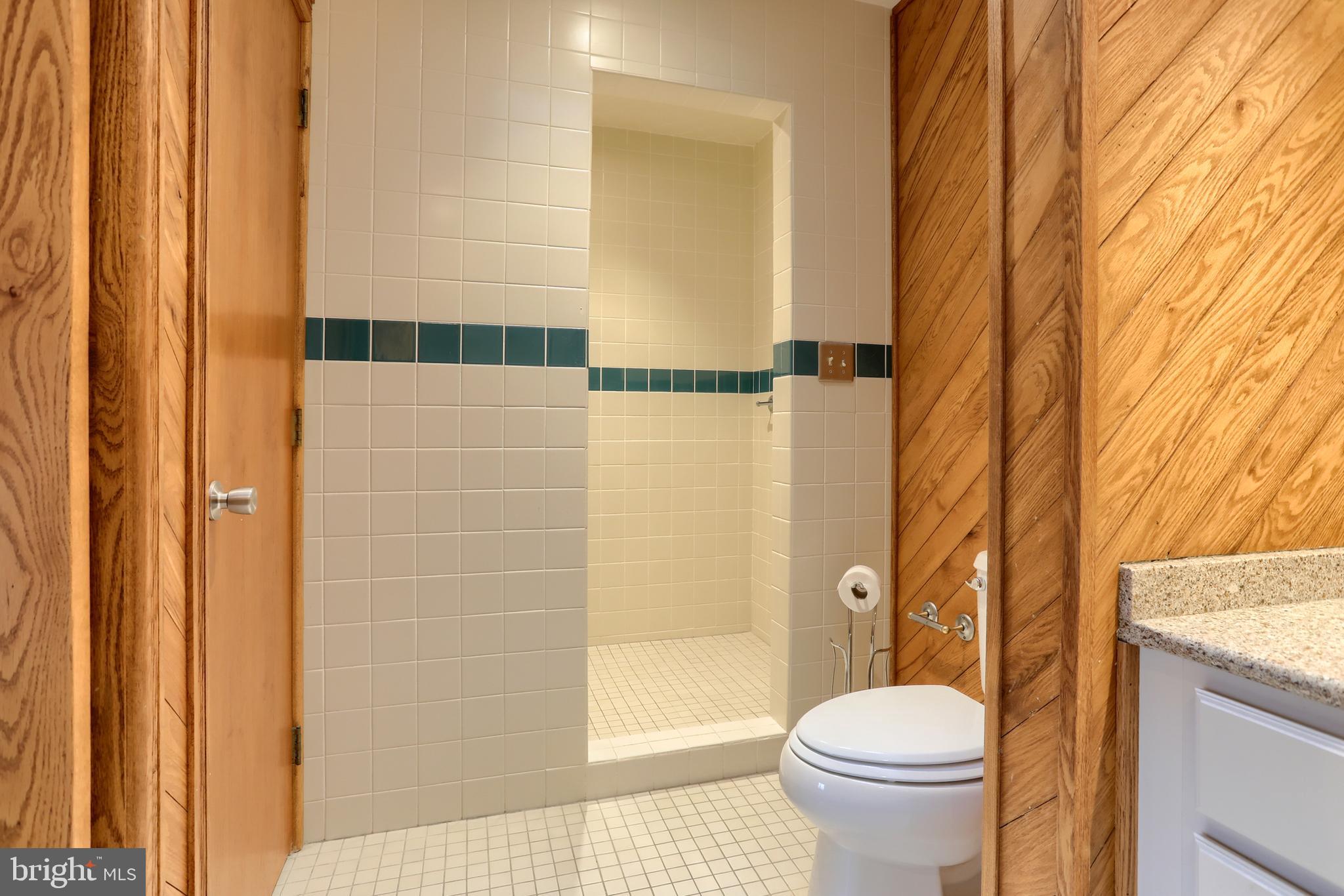 SPRINGHILL ACRES - Residential