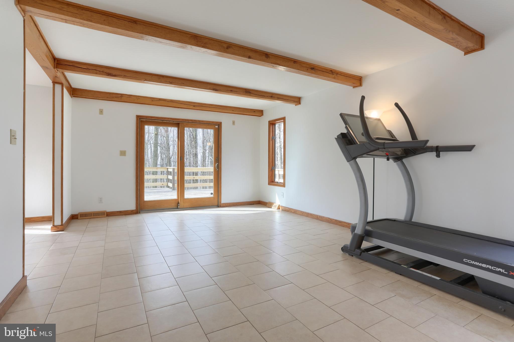 SPRINGHILL ACRES - Residential