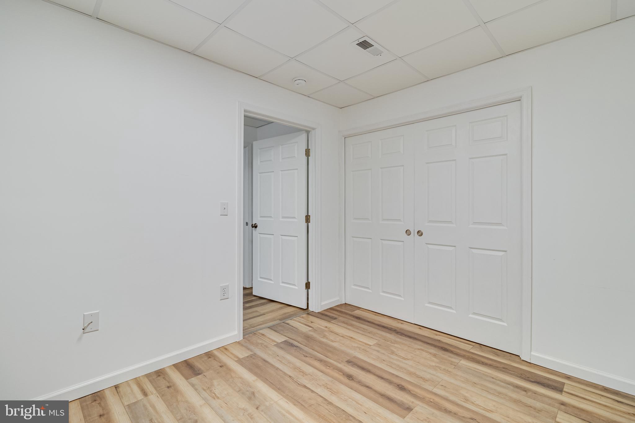 RH SCOTT - Residential