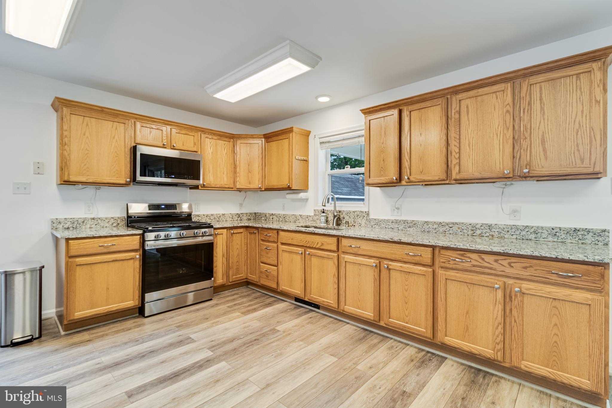 RH SCOTT - Residential