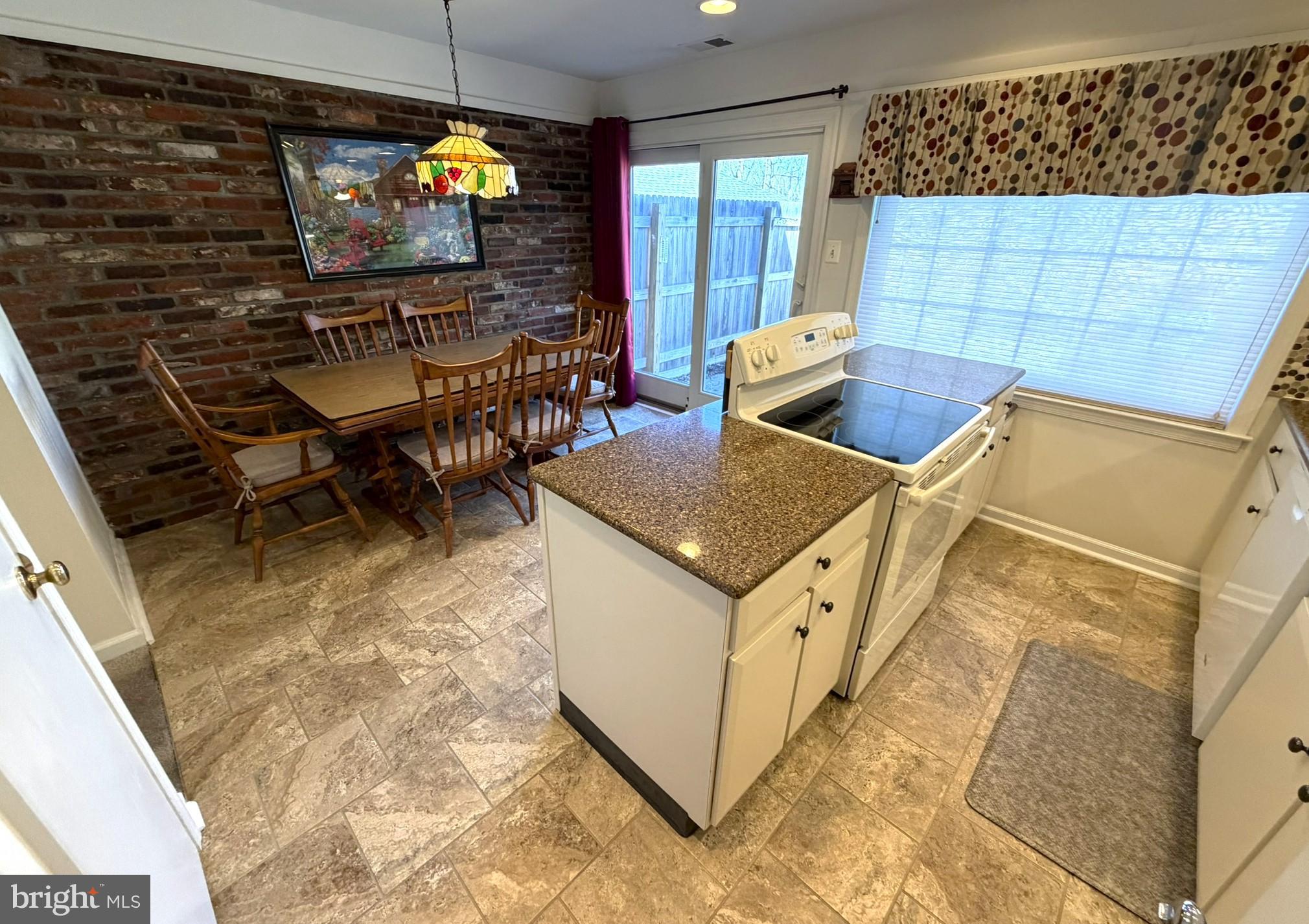 GEORGETOWN OF PHIL - Residential