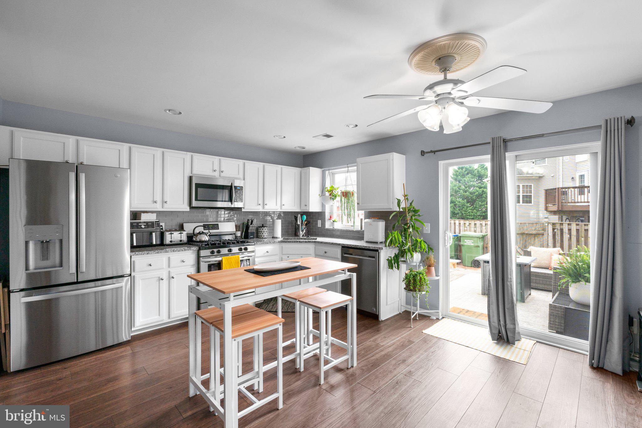 KINGSBROOKE - Residential Lease