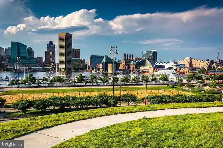 PATTERSON PARK - Residential