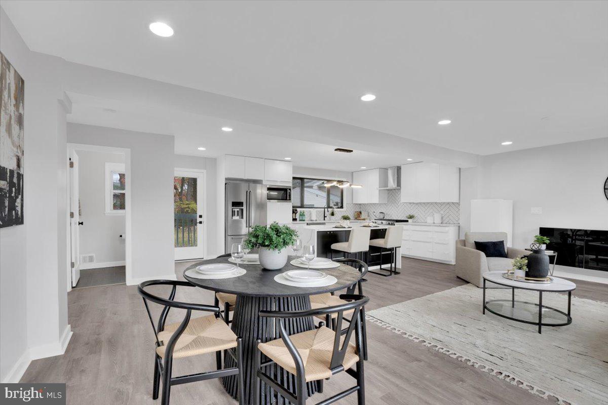 DUNN LORING WOODS - Residential