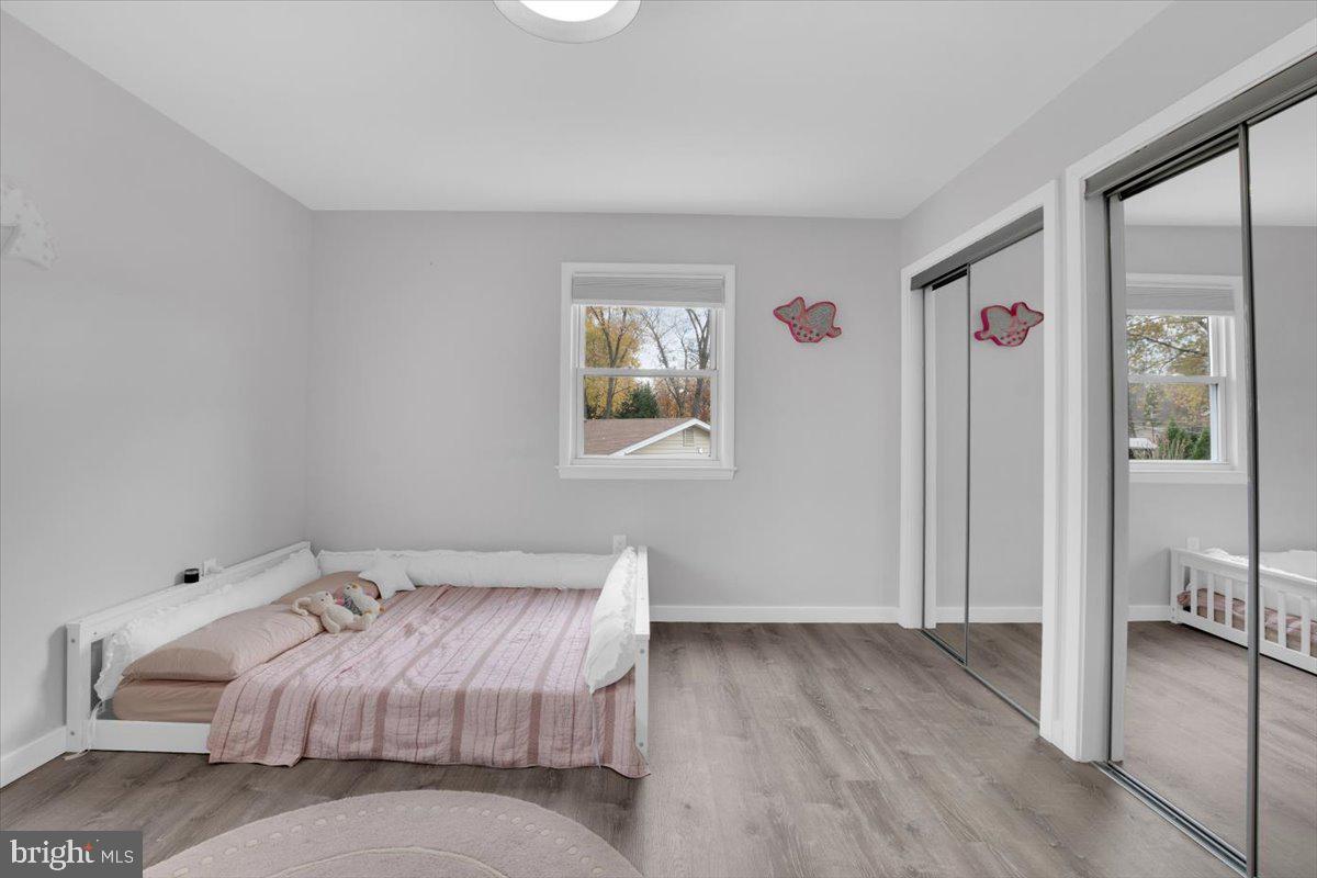 DUNN LORING WOODS - Residential