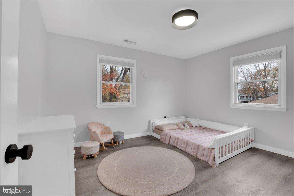 DUNN LORING WOODS - Residential