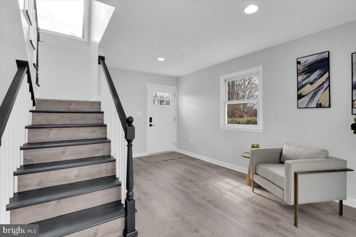 DUNN LORING WOODS - Residential