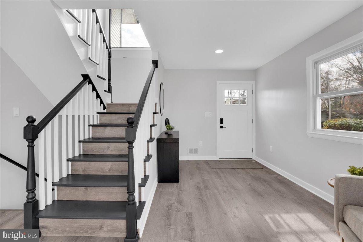 DUNN LORING WOODS - Residential