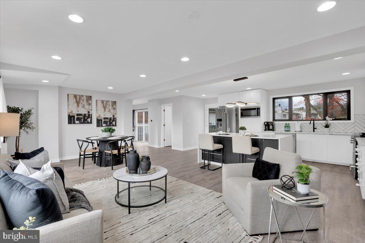 DUNN LORING WOODS - Residential