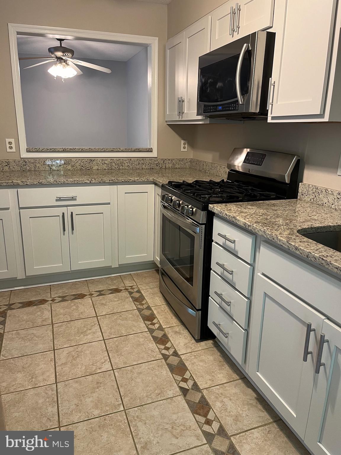 VININGS CONDO - Residential Lease