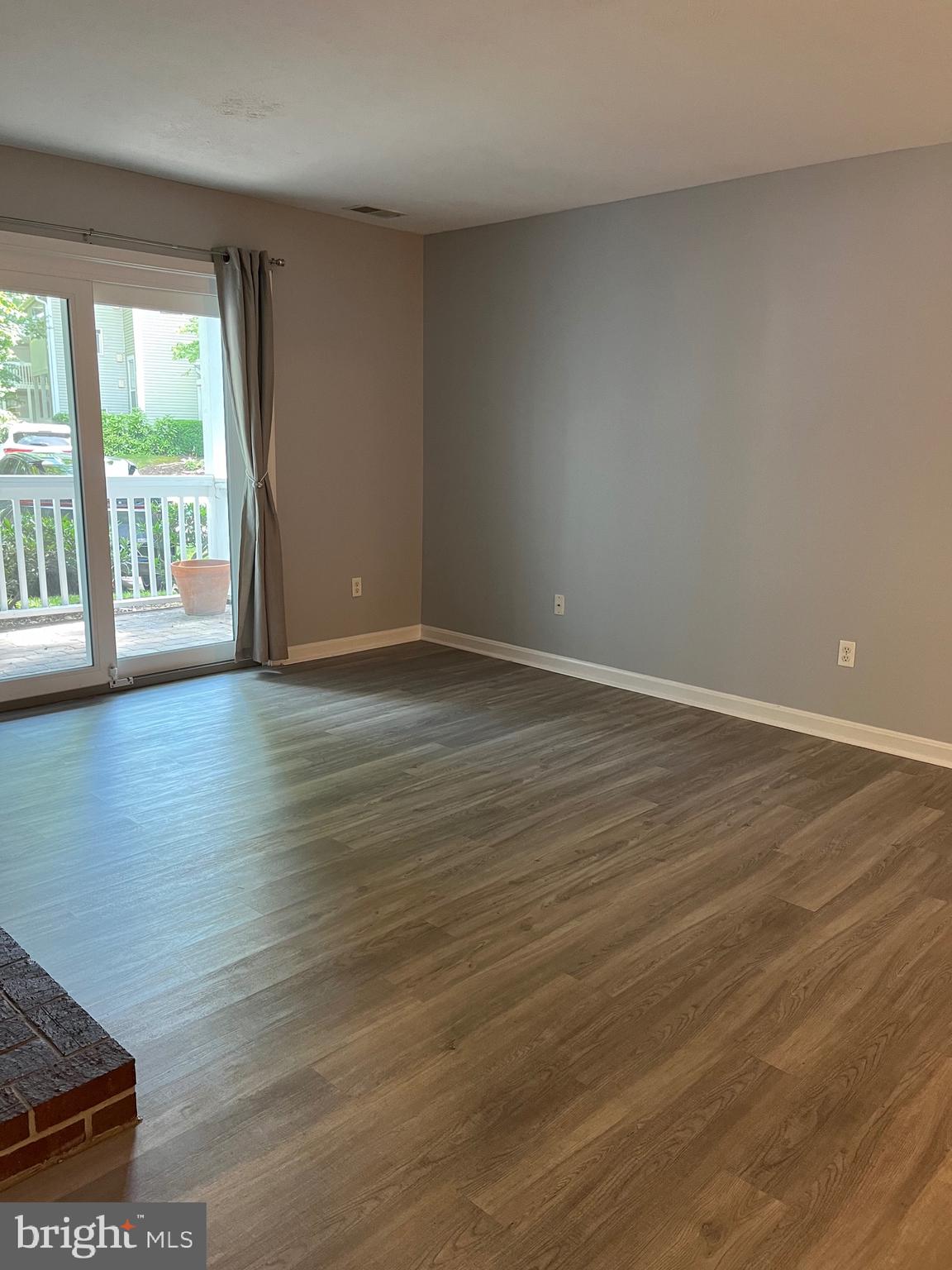 VININGS CONDO - Residential Lease