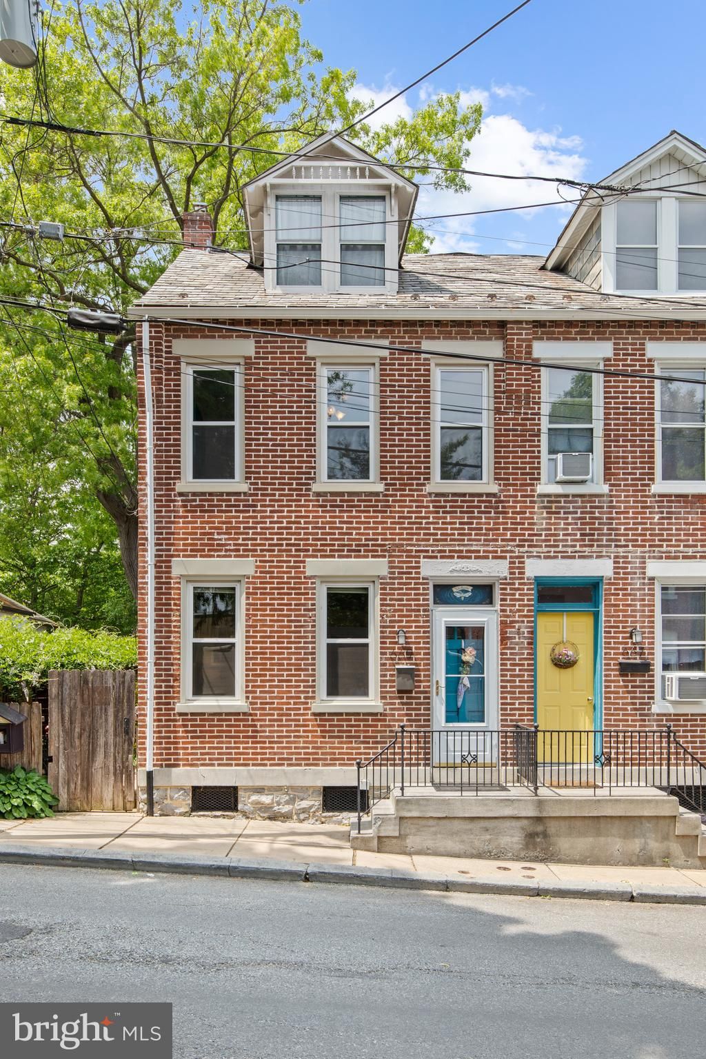 Photo of 669 POPLAR ST, LANCASTER, PA 17603 (MLS # PALA2034060)