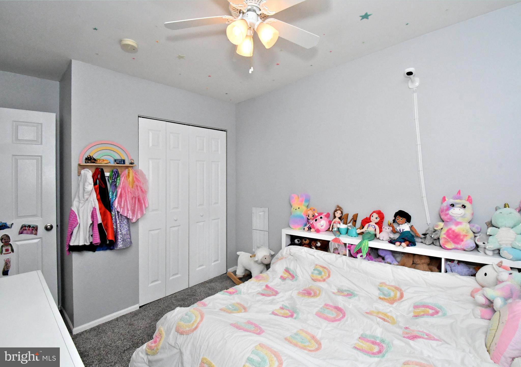 REGENTS PARK - Residential