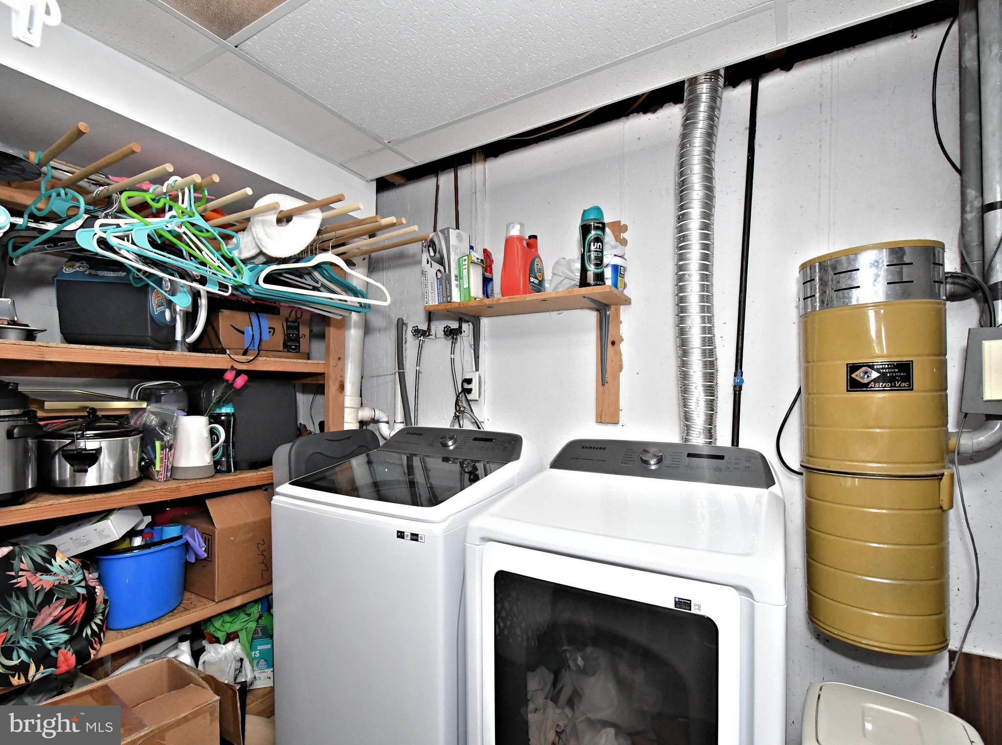 REGENTS PARK - Residential