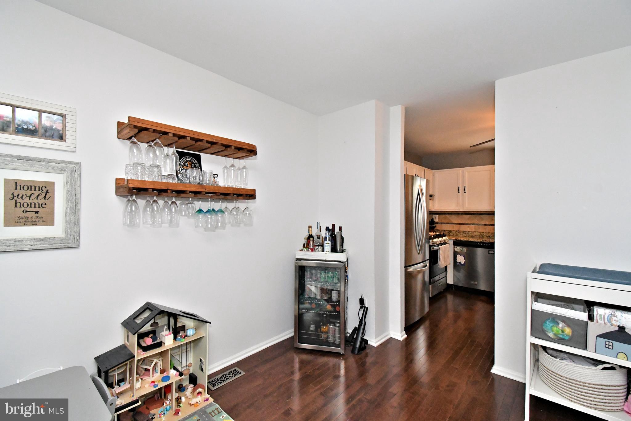 REGENTS PARK - Residential