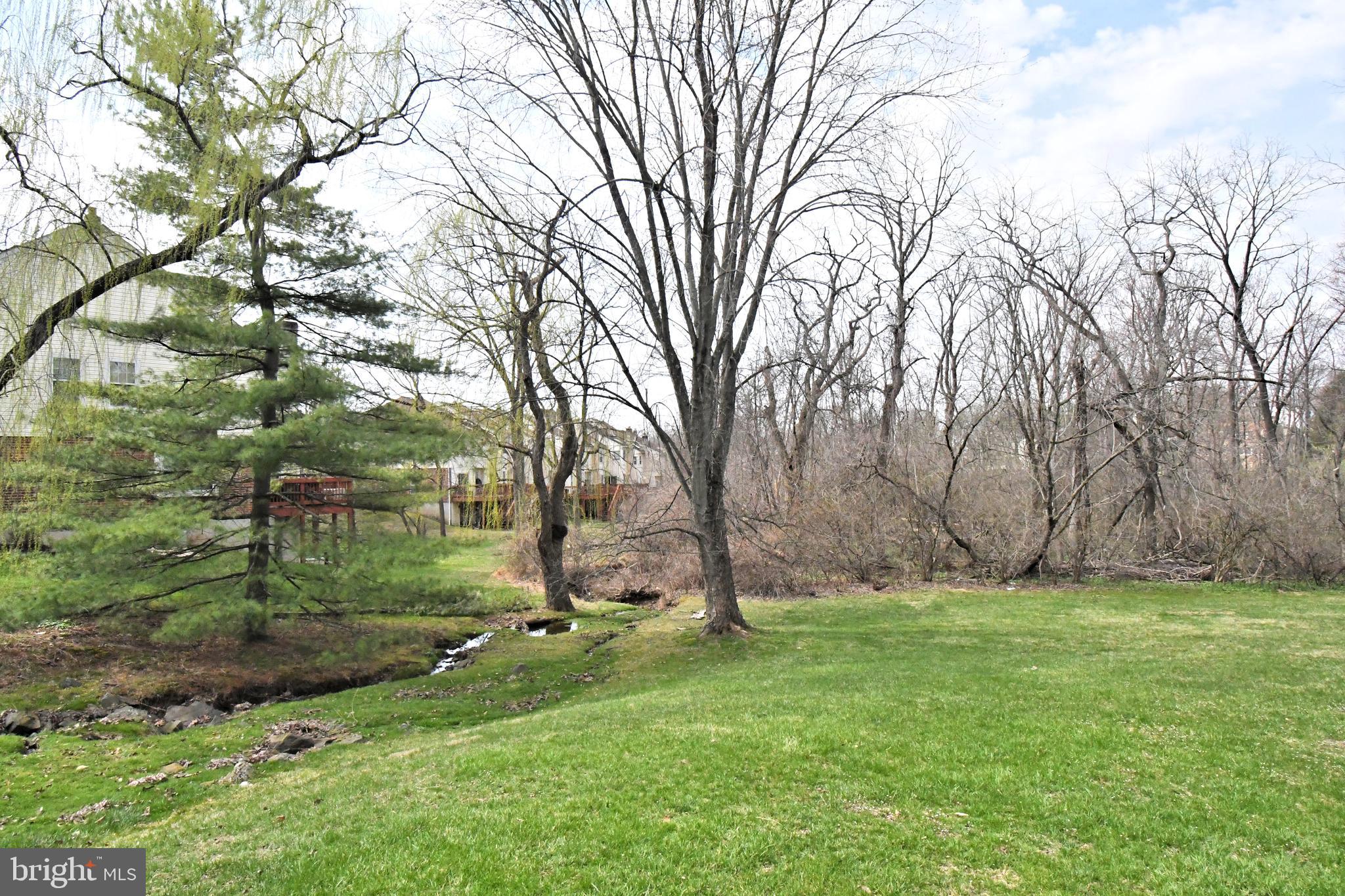 REGENTS PARK - Residential