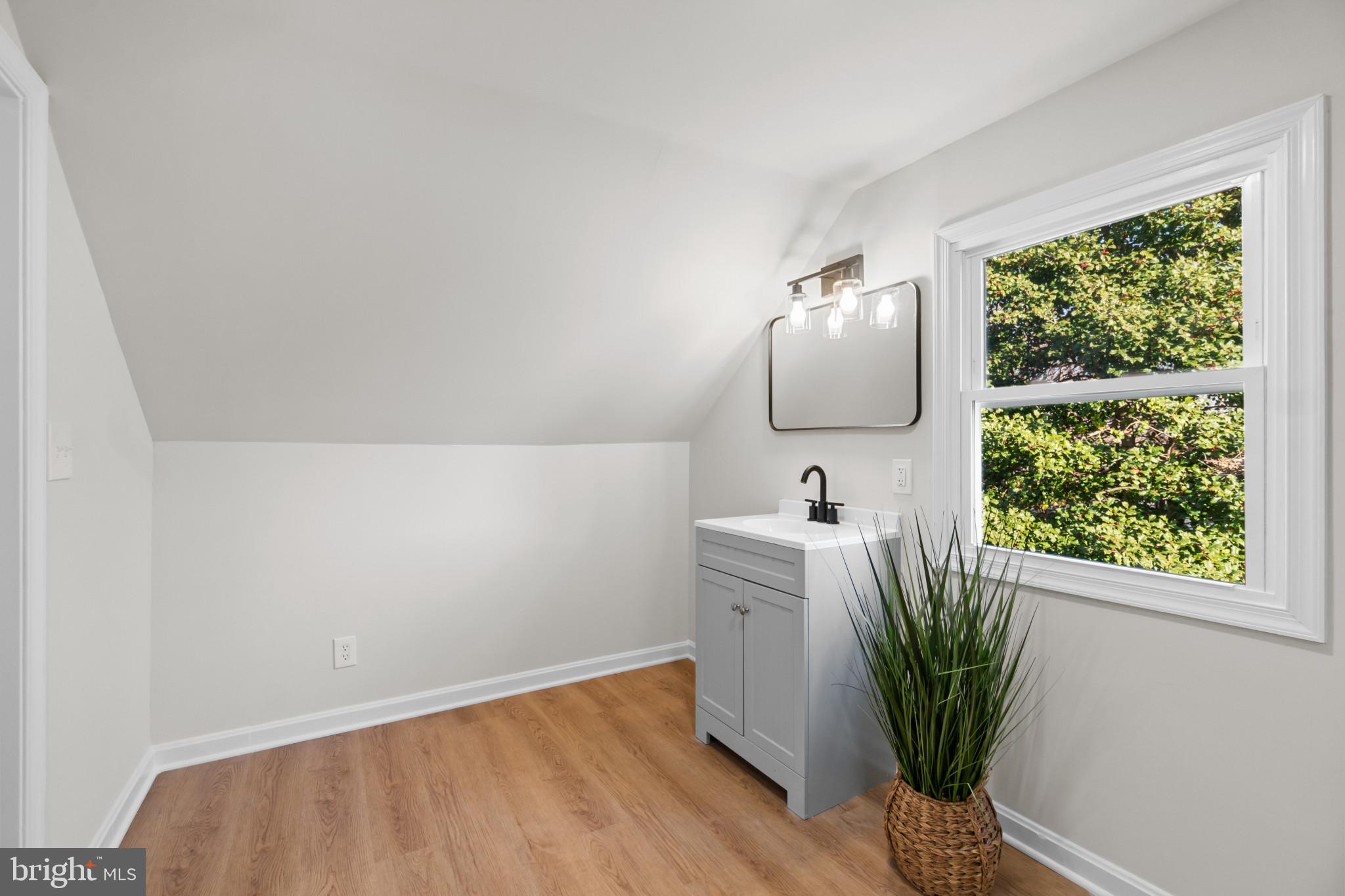 MURRAY POINT - Residential