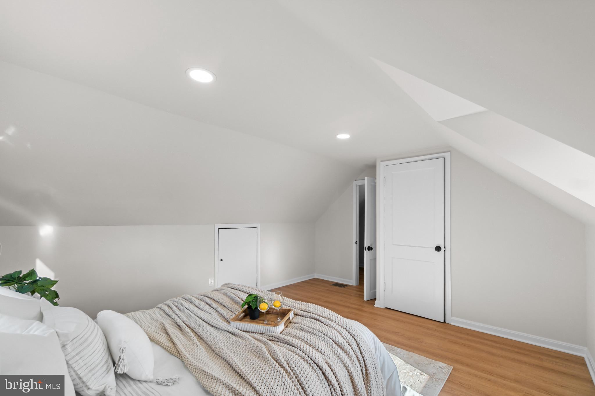 MURRAY POINT - Residential