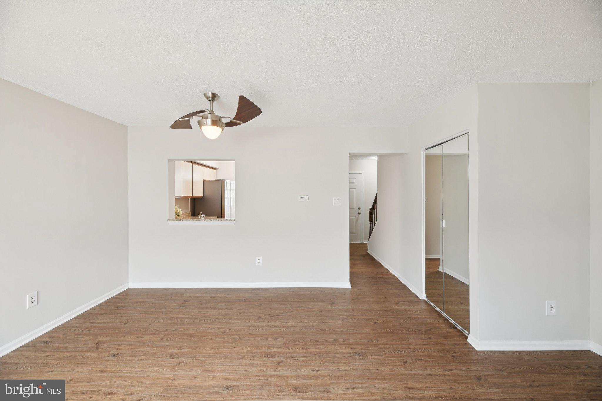 187 SAINT JOHNS SQUARE