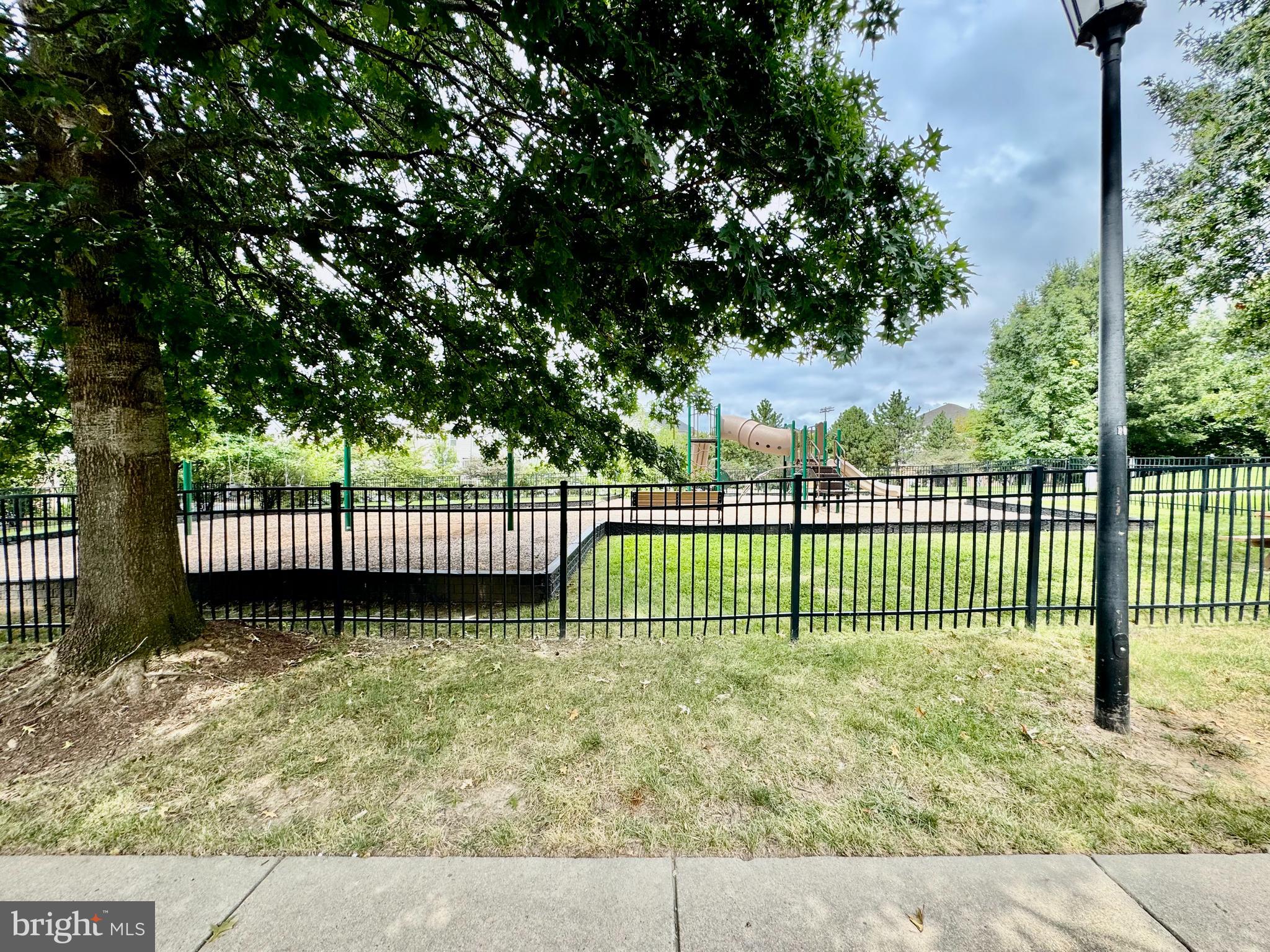 SUMMERFIELD - Residential Lease