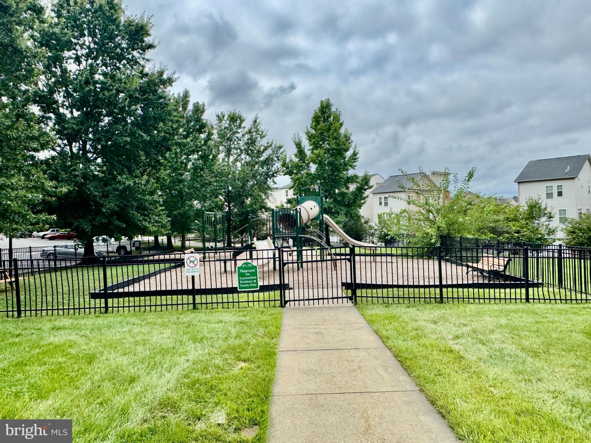 SUMMERFIELD - Residential Lease