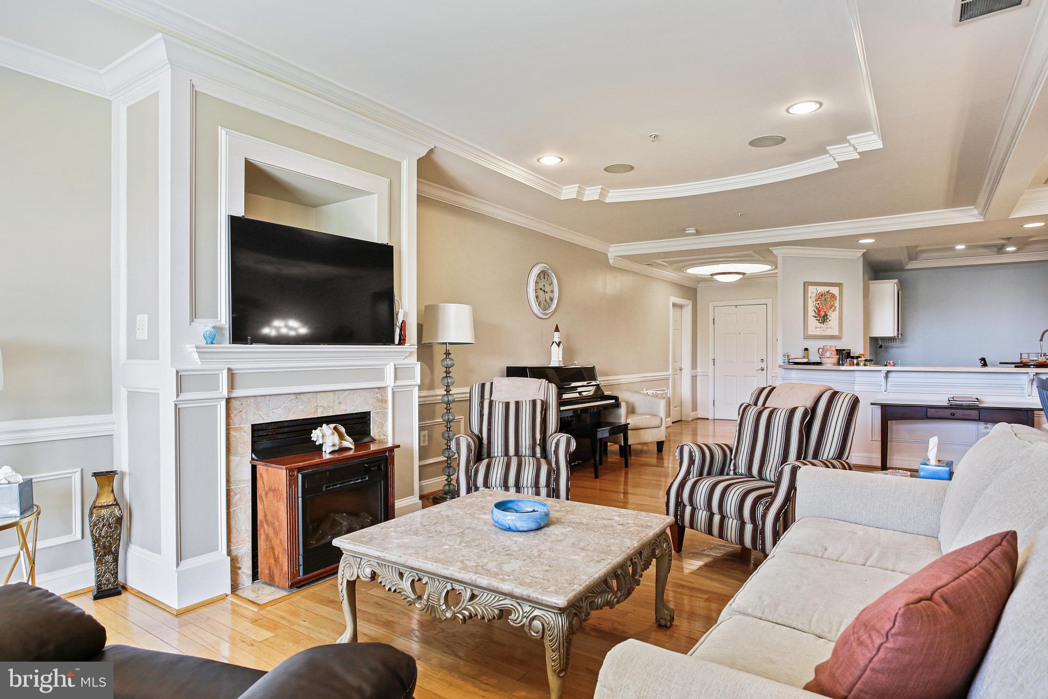 WATERS EDGE - Residential