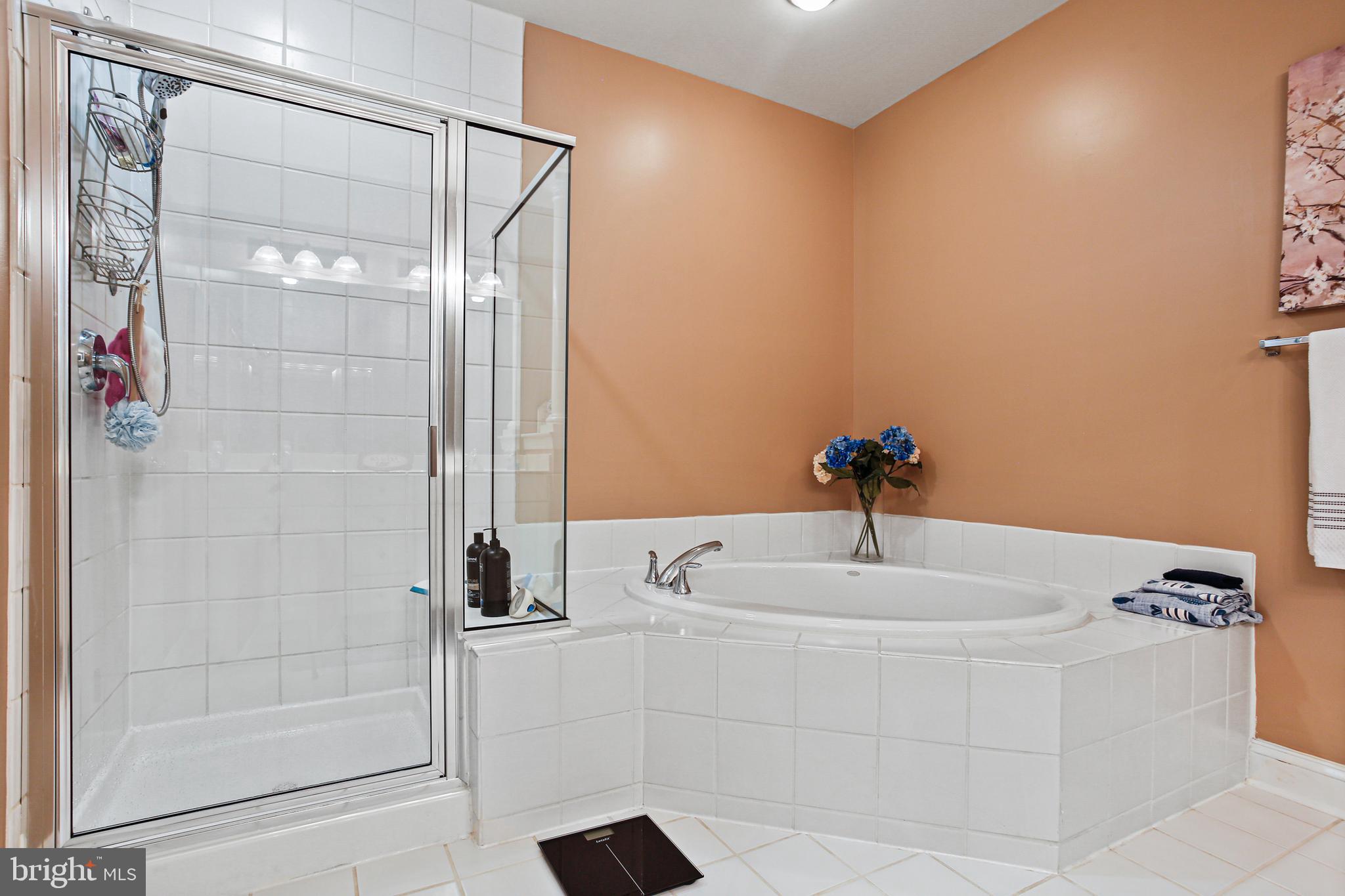 WATERS EDGE - Residential