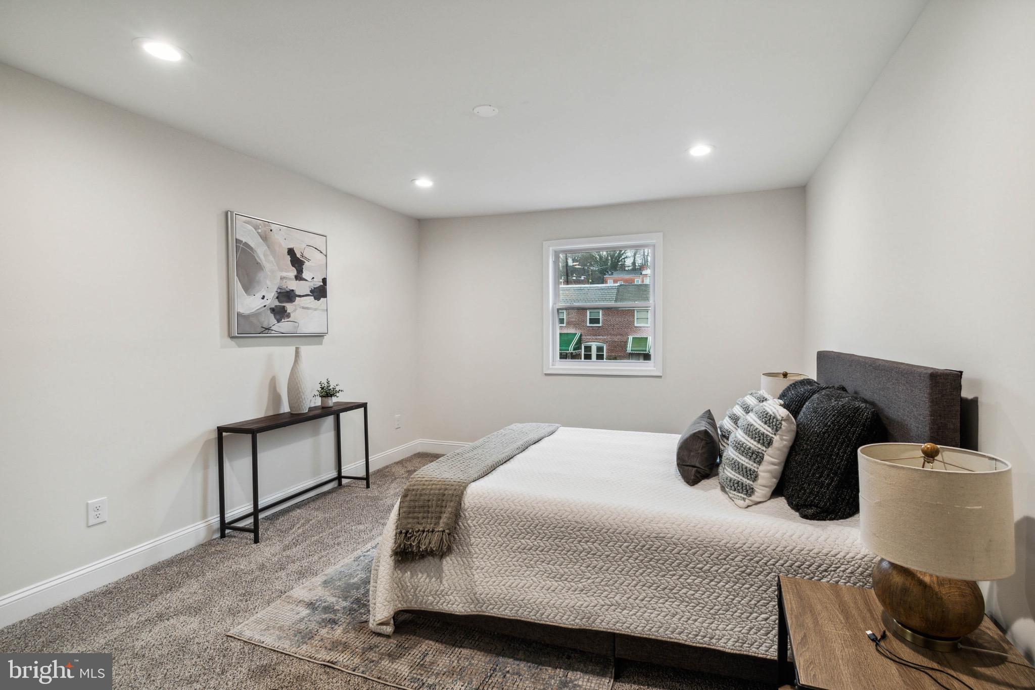 BURLEITH - LEIGHTON - Residential