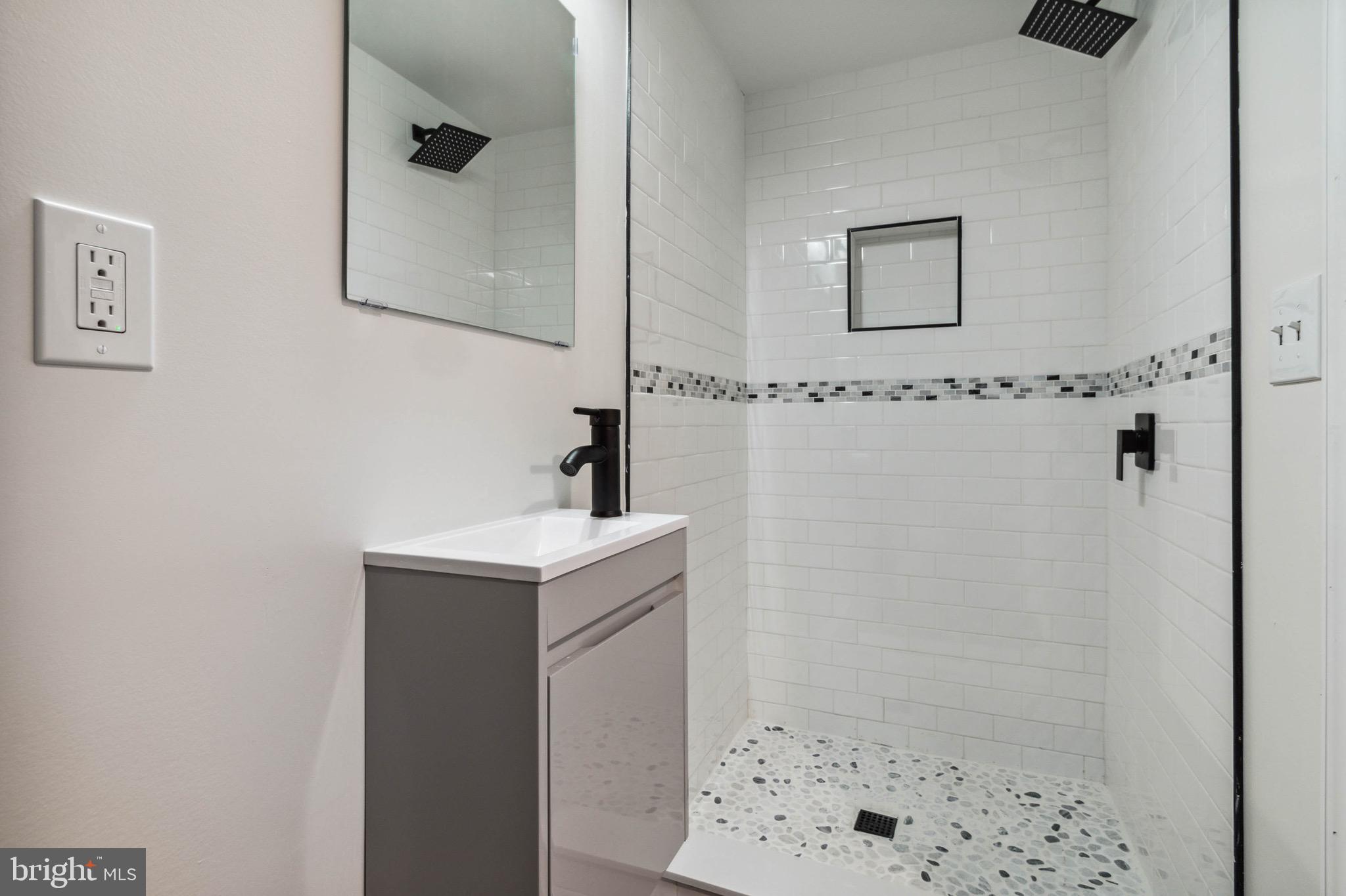 BURLEITH - LEIGHTON - Residential