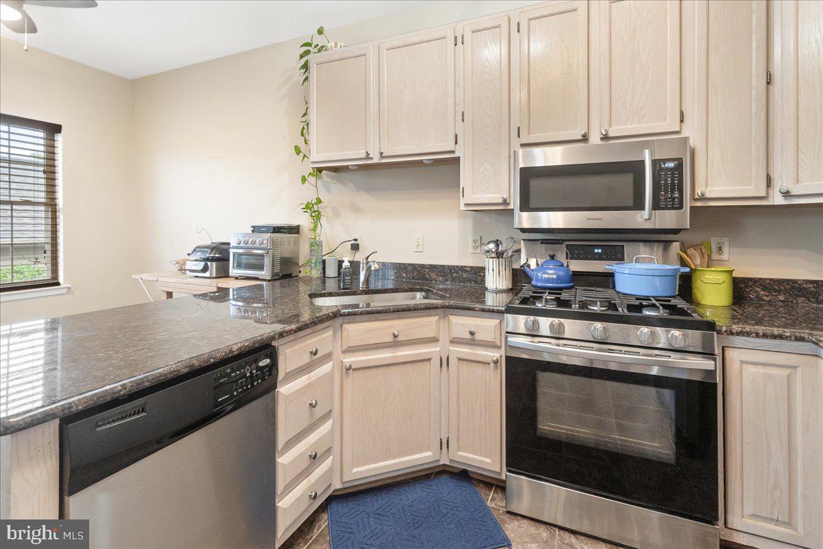 WORMANS MILL - Residential