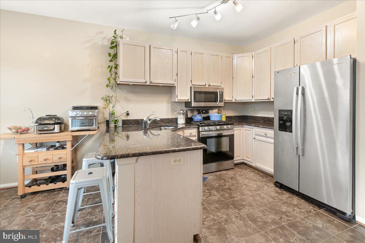 WORMANS MILL - Residential