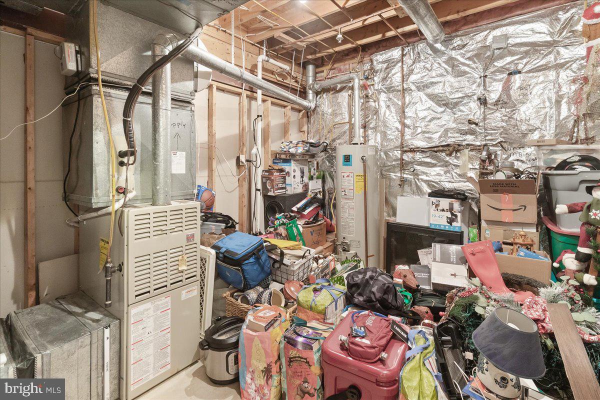 WORMANS MILL - Residential